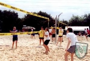 Beach-Volleyball: Baggern im Sand